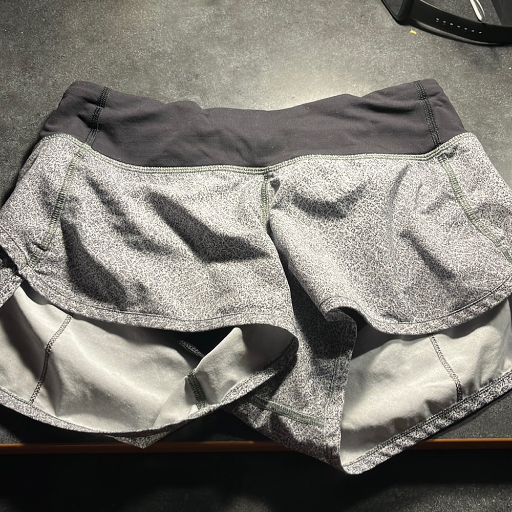 LULULEMON | Women’s Run Speed Up Low Rise Shorts | S